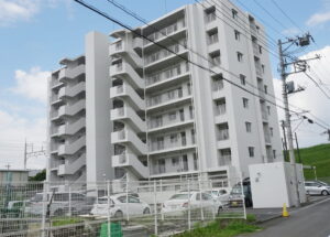ポレスター彩湖公園ニーモの大規模修繕工事 施工後のマンション外観